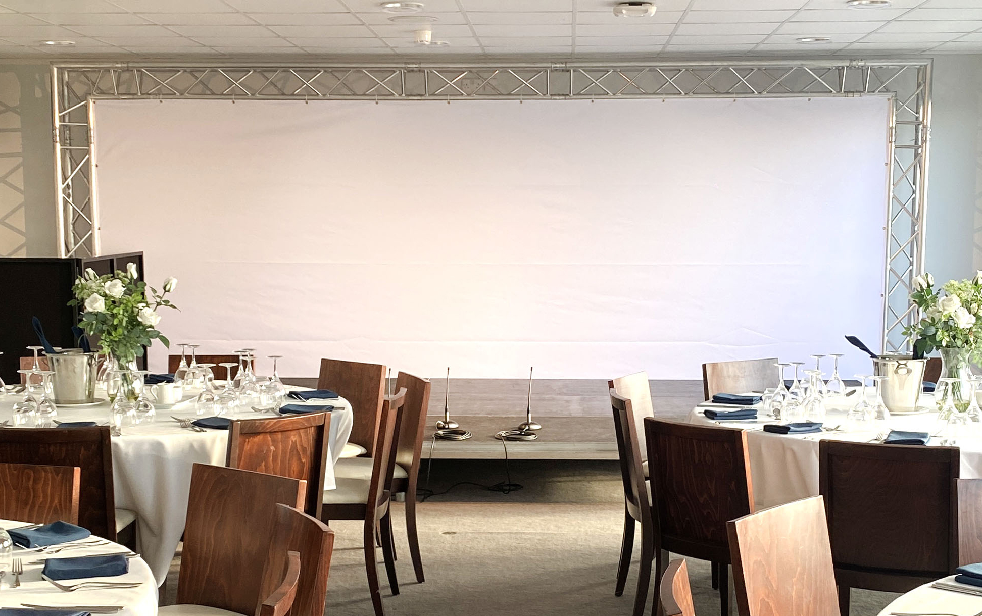 Truss Archway Stage Set with White Backdrop (6m x 2.5m)
